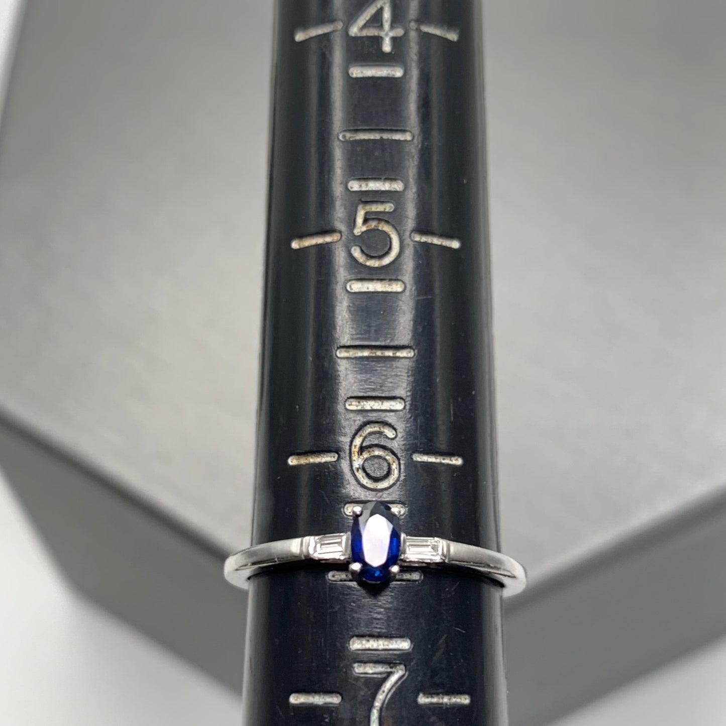 Sapphire 14K White Gold Ring (Sapphire 0.29ct)